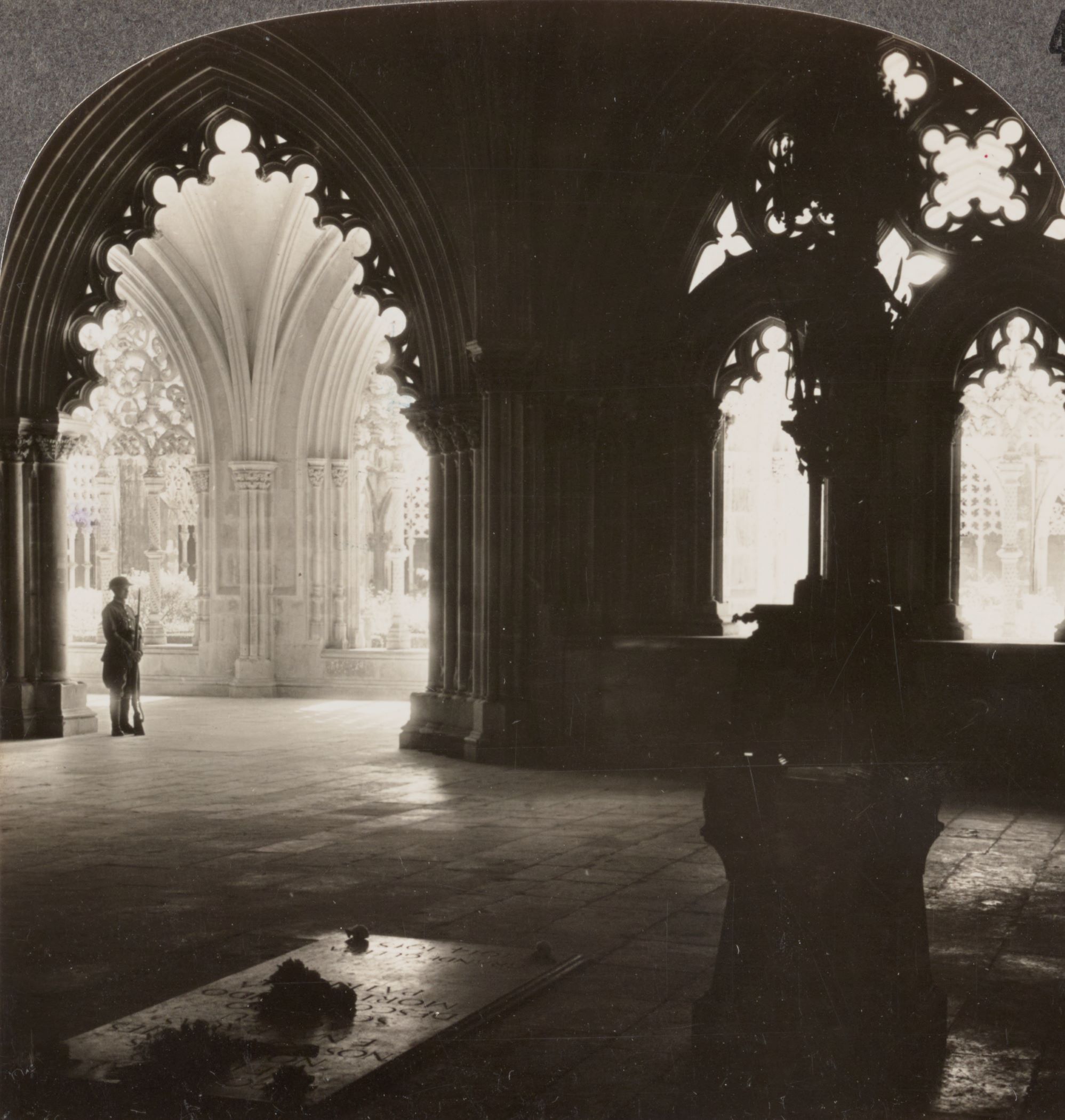 3. Portugal Batalha LOC crop
